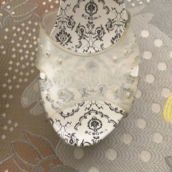 BCBGirls-Clear/White-Heels-Size 6.5 - Picture 4 of 14